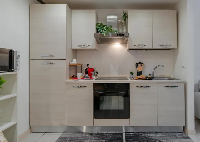 Quadriloft By Happyhostorino Daire *